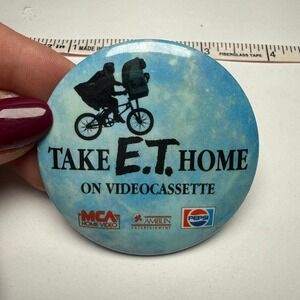 Vintage 1980s E.T. "Take E.T. Home on Videocassette" Pepsi‎ MCA Button Pin 2.25"